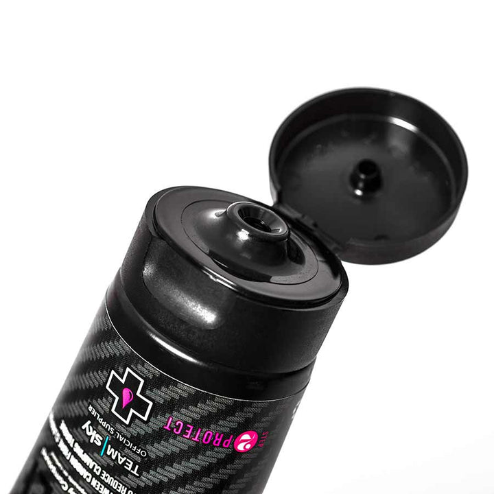 Muc-Off - Carbon Gripper