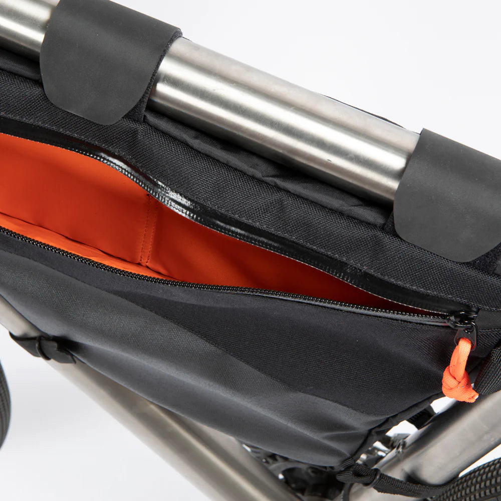 Full frame bag